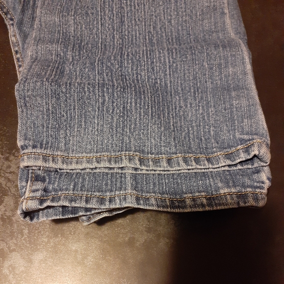 🦋4/20$🦋 Kid Old Navy Boot-Cut Blue Jeans - Picture 5 of 6